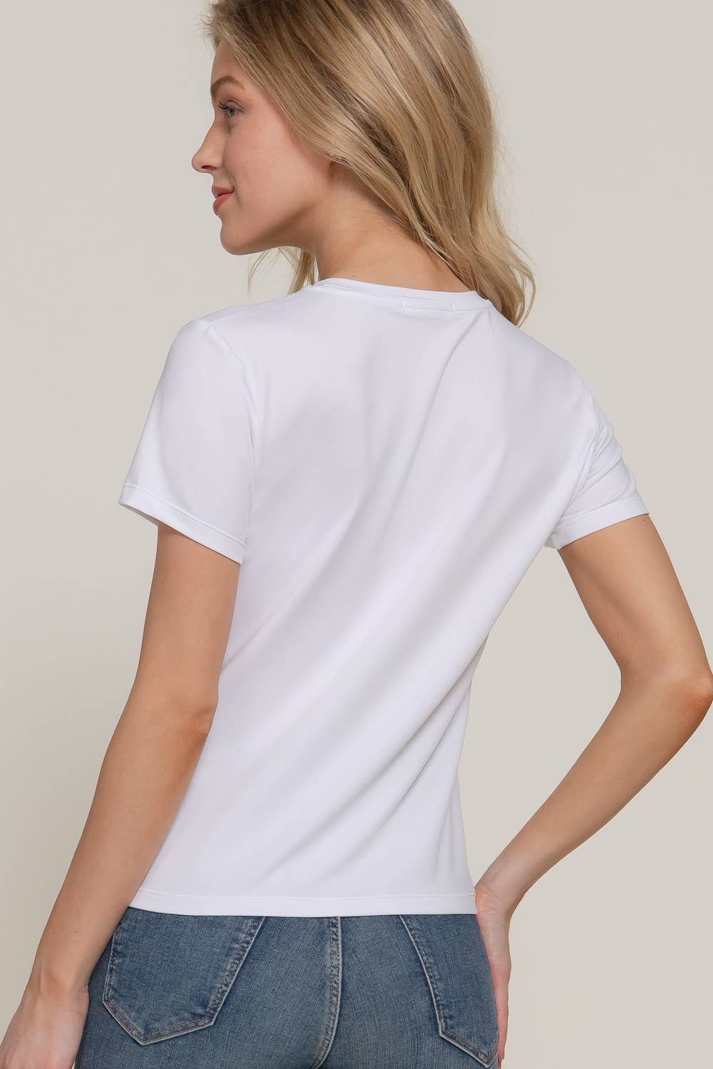 Round Neck Knit Top