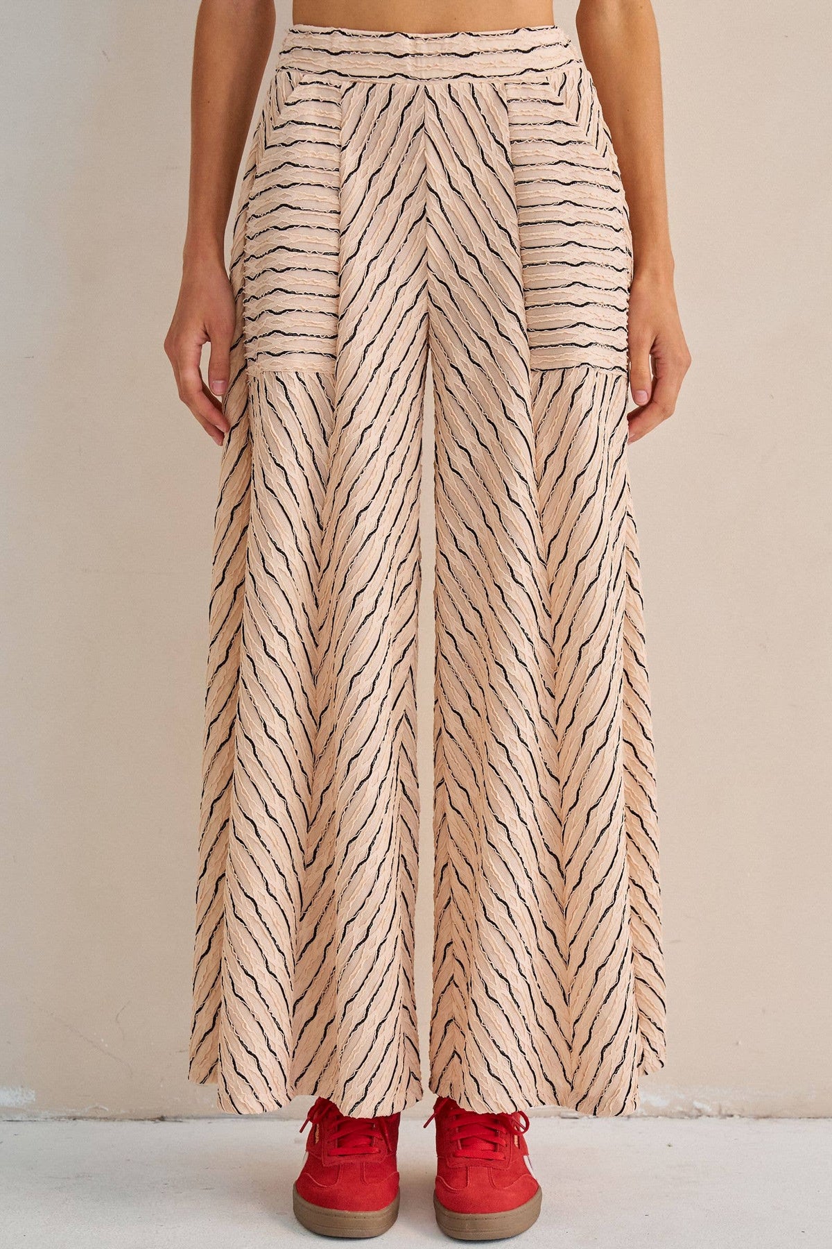 TEXTURED STRIPE WIDE LEG PANTS
