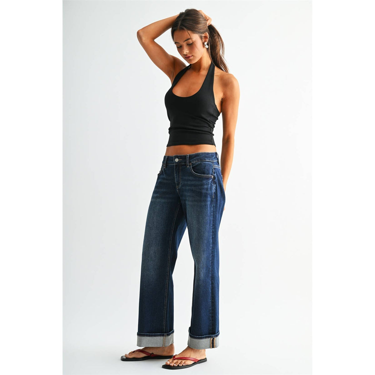 LOW-RISE WIDE ANKLE BAGGY FIT