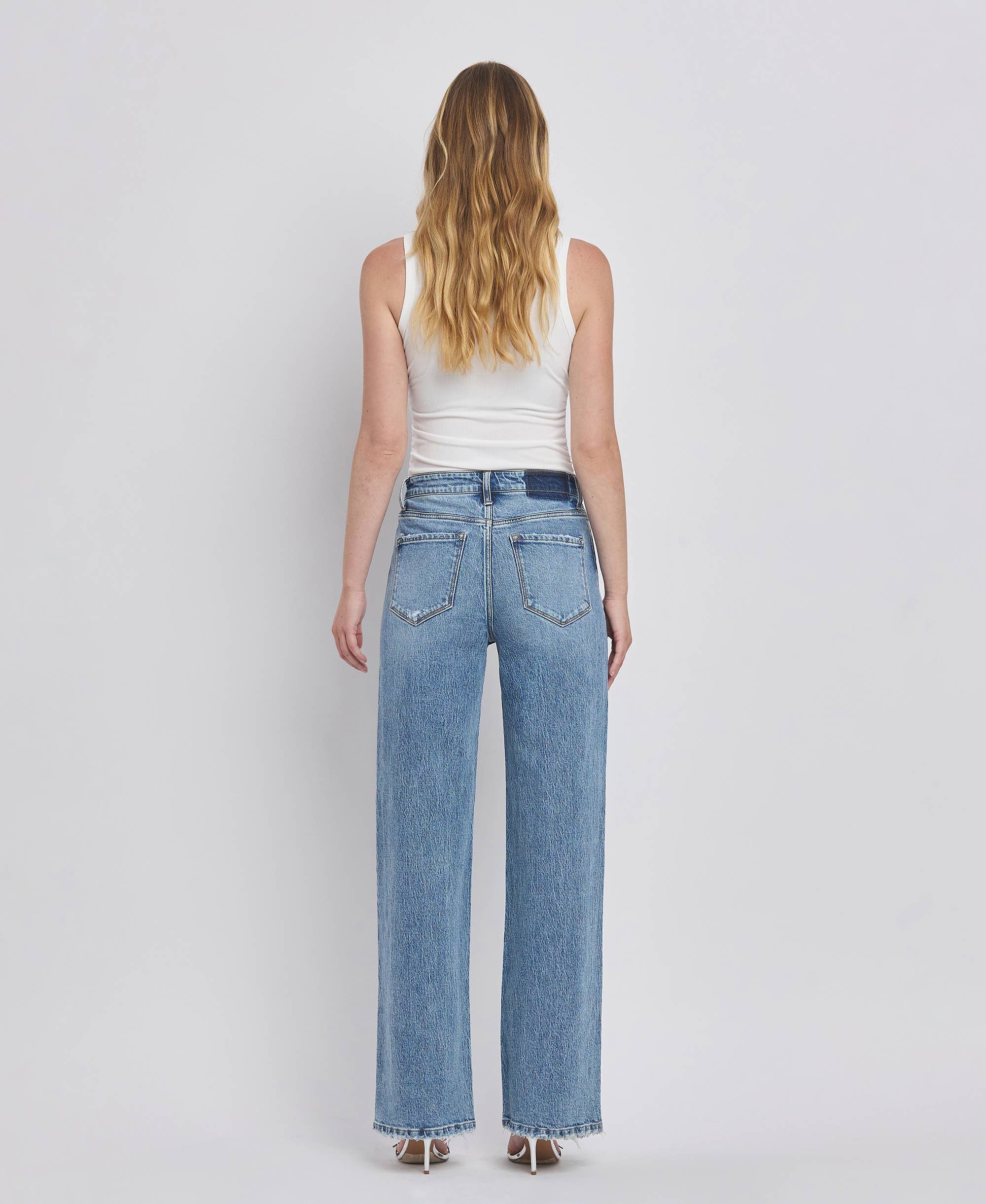 90'S SUPER HIGH RISE MEDIUM WASH WIDE JEANS