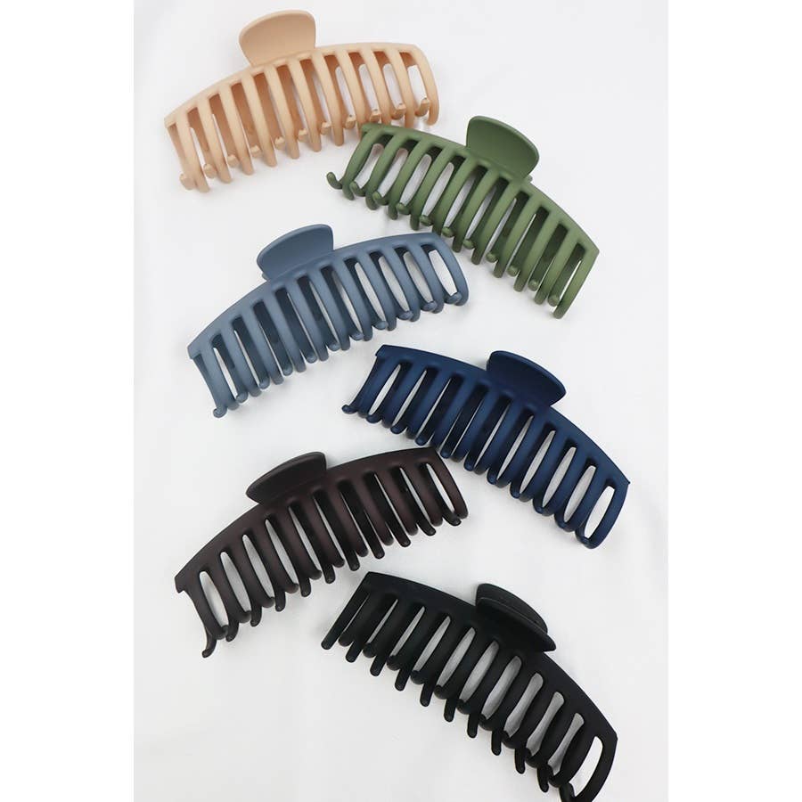 Matte Jumbo Round Comb Hair Claw