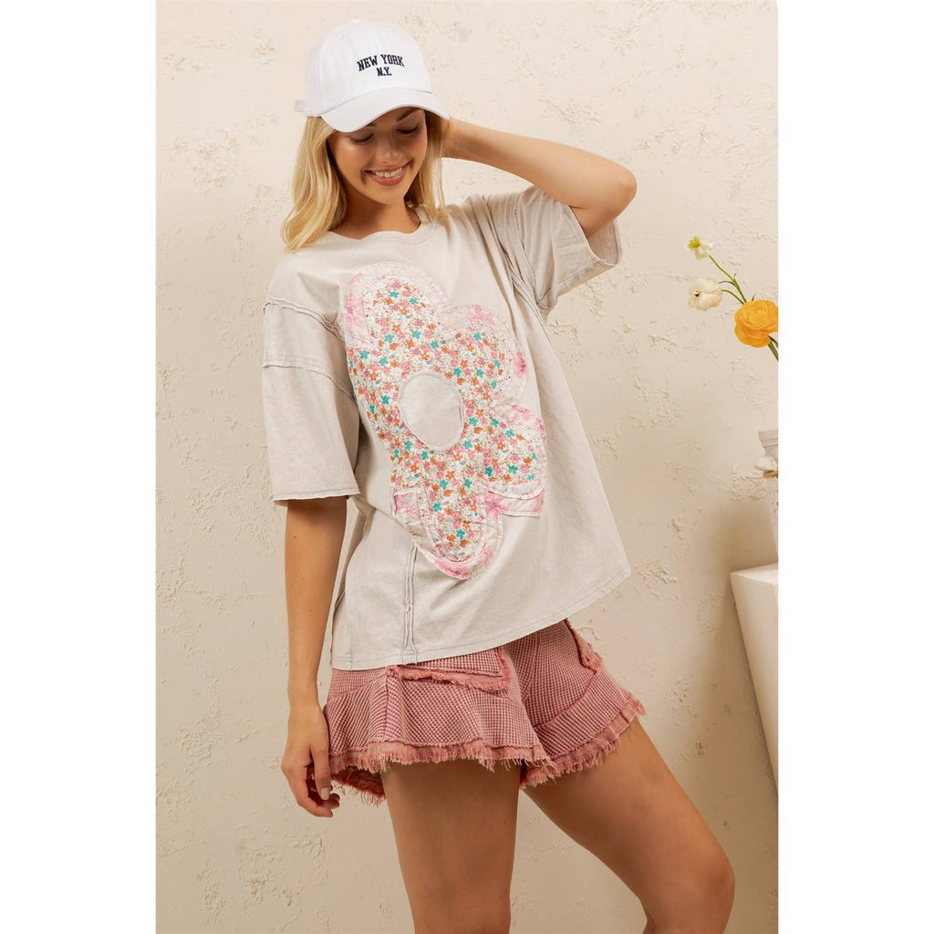 DAISY PATCH OVERSIZED TEE
