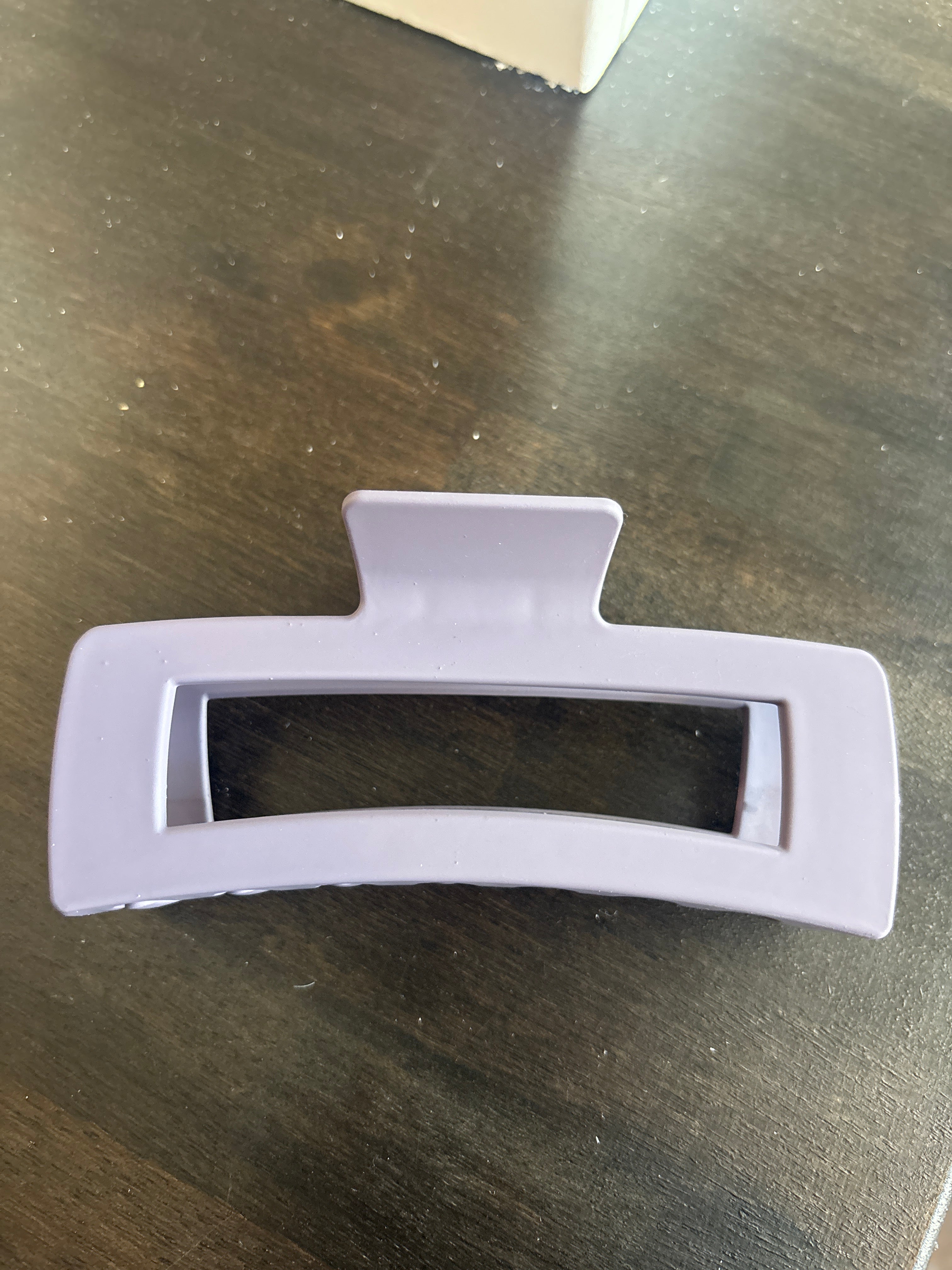 Matte Jumbo Cut Out Rectangle Hair Claw