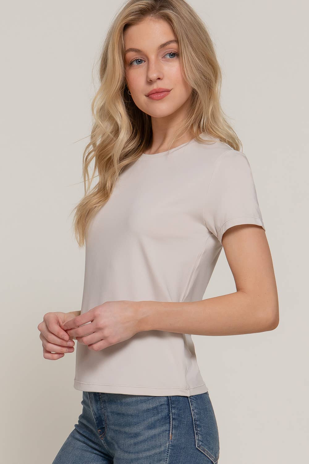 Round Neck Knit Top