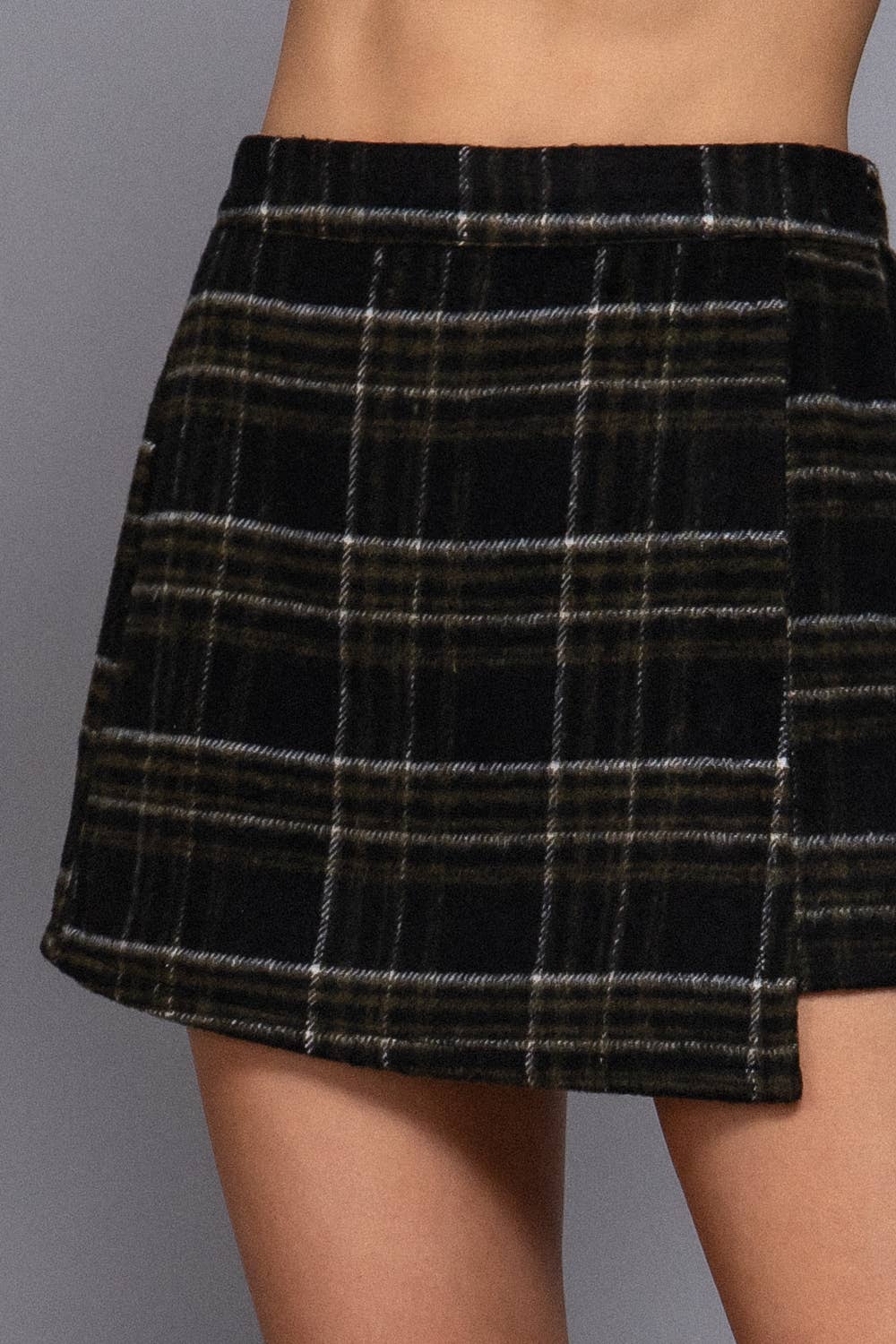 Front Wrap Plaid Short