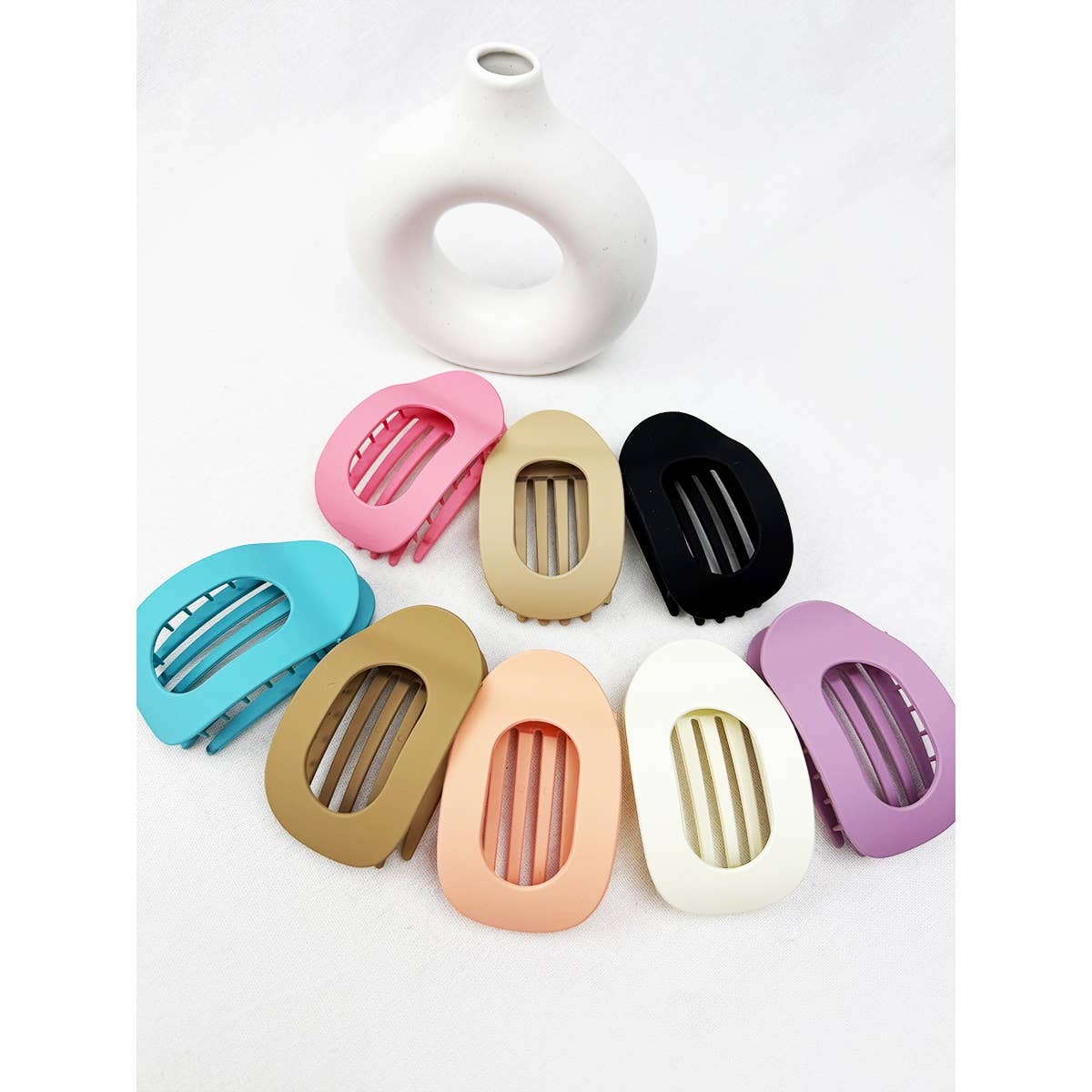 Matte Colors of Oval Shape Flat Hair Claw