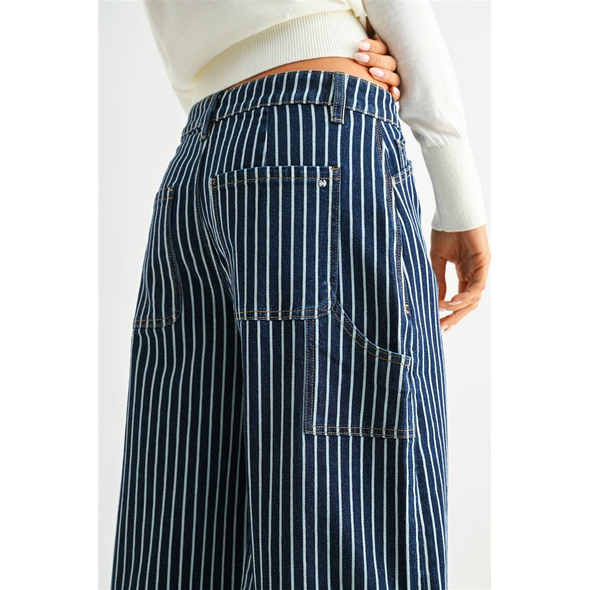 HIGH-RISE BARREL FIT - TUMMY TUCK PIN STRIPE