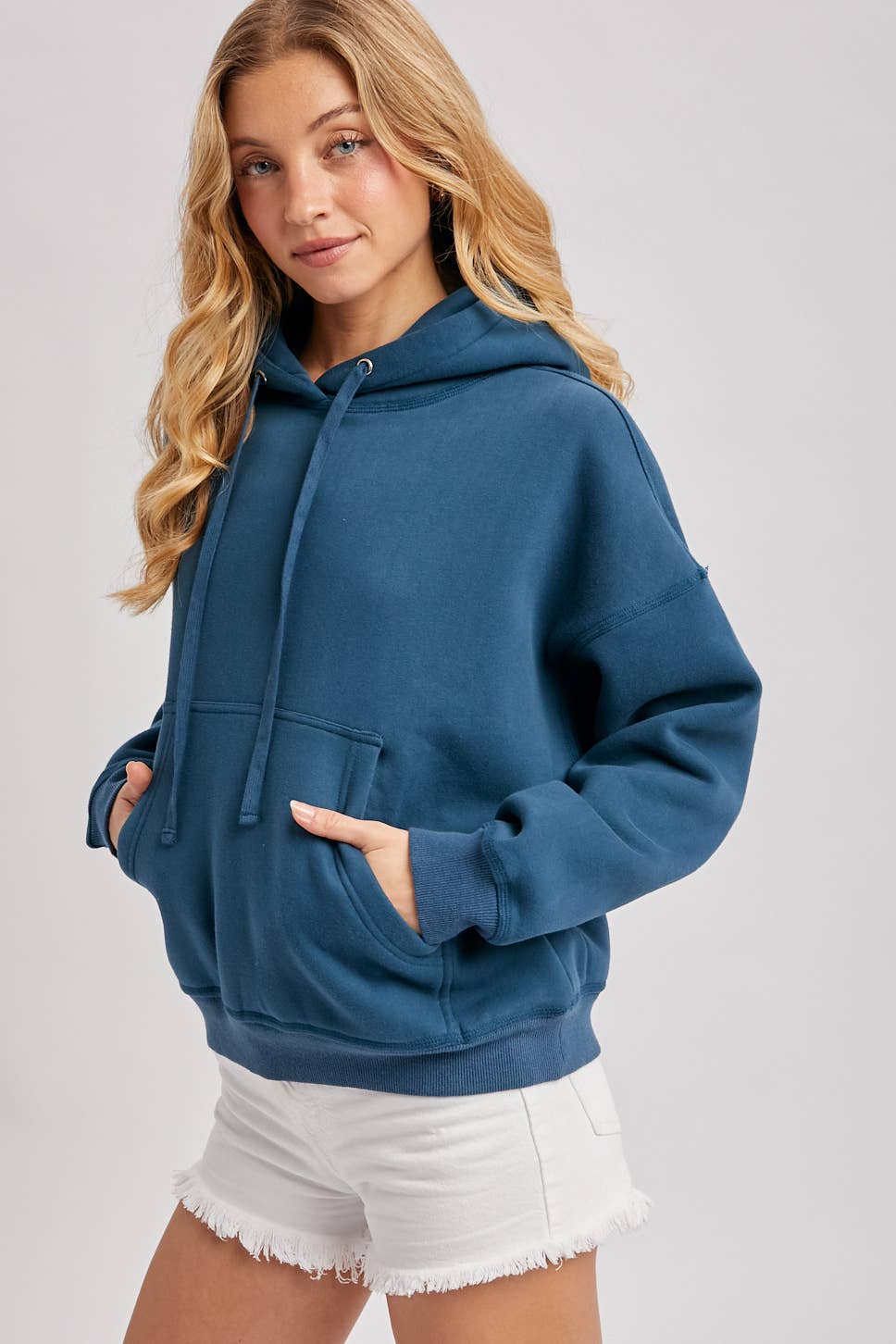 OVERSIZED FLEECE HOODIE