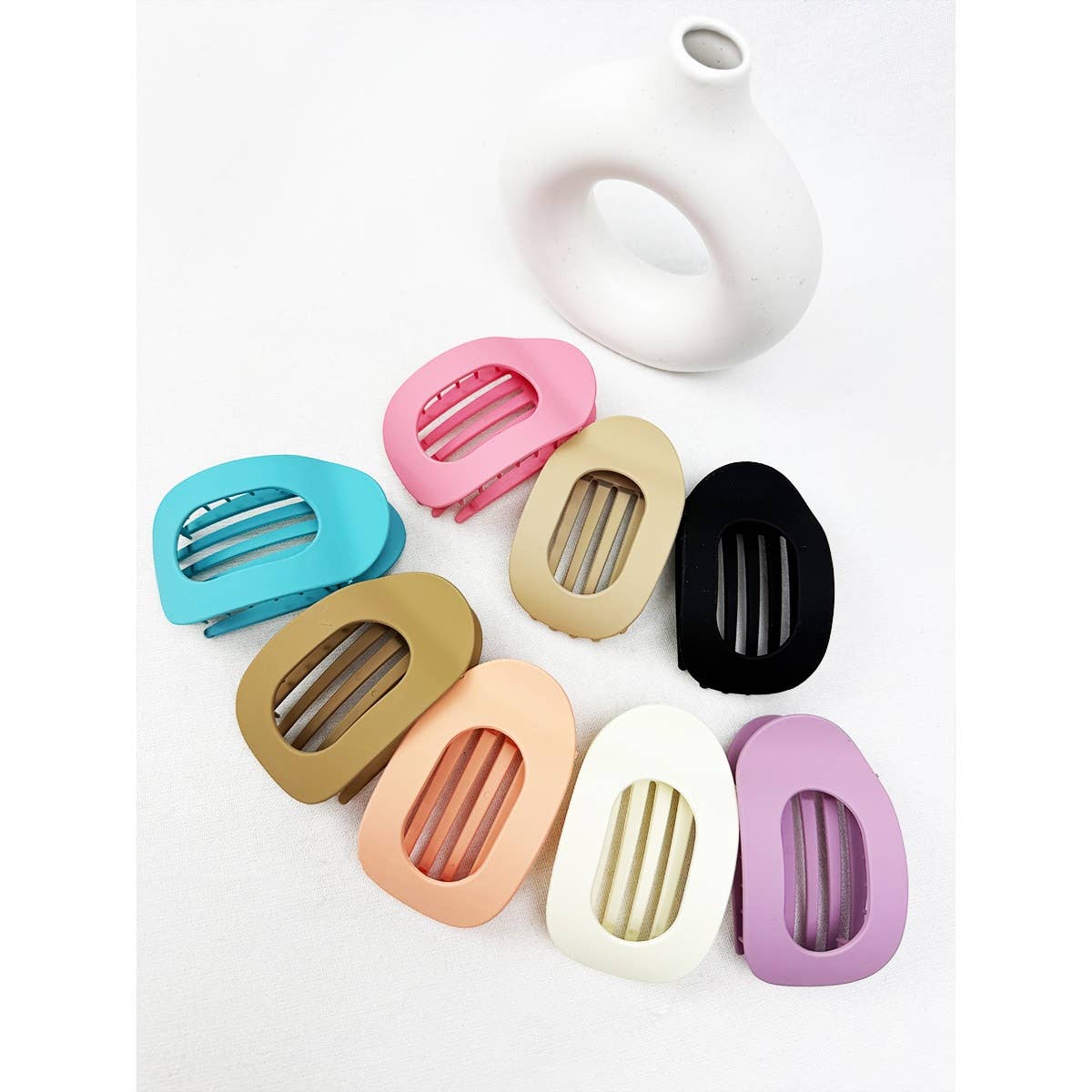 Matte Colors of Oval Shape Flat Hair Claw