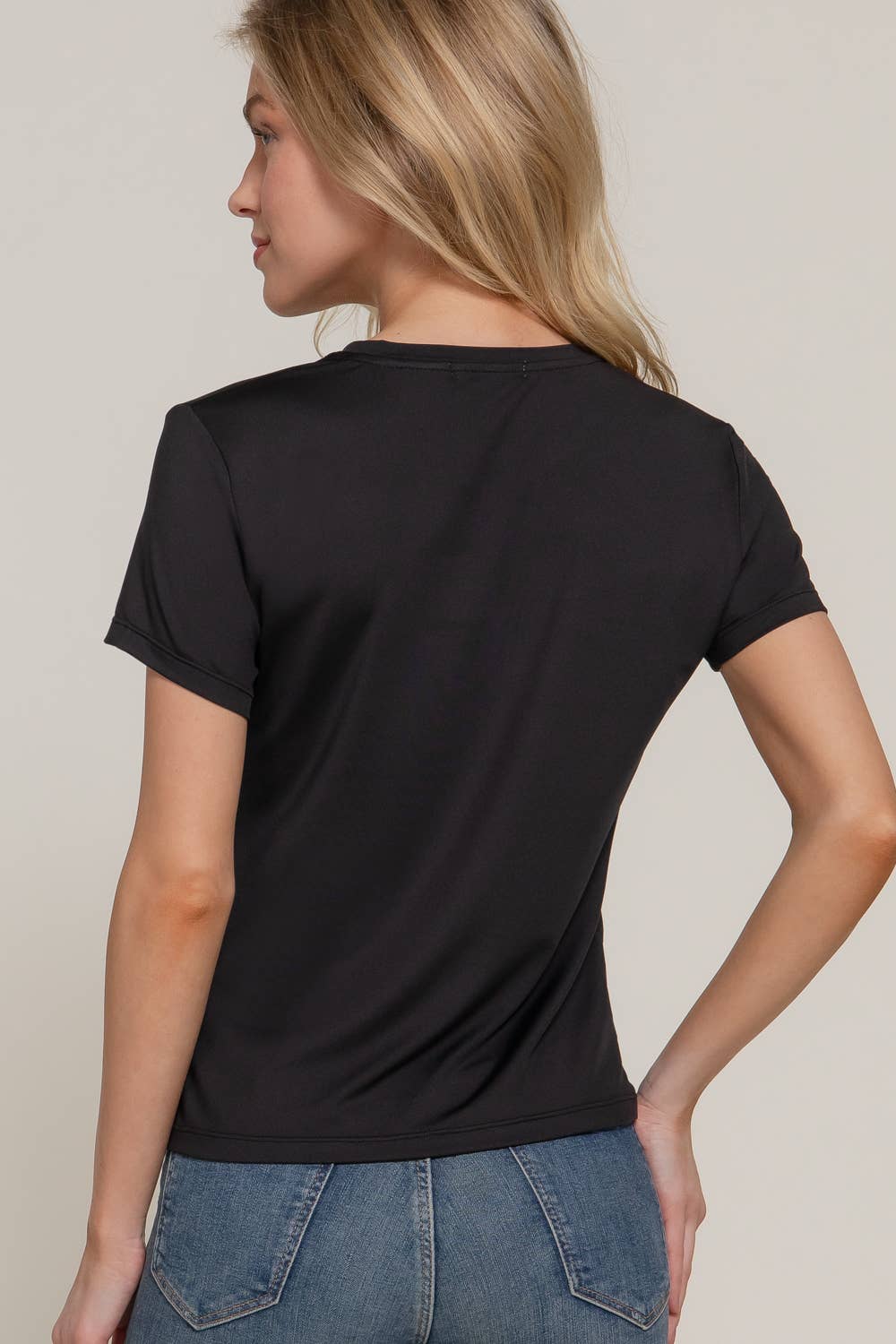 Round Neck Knit Top