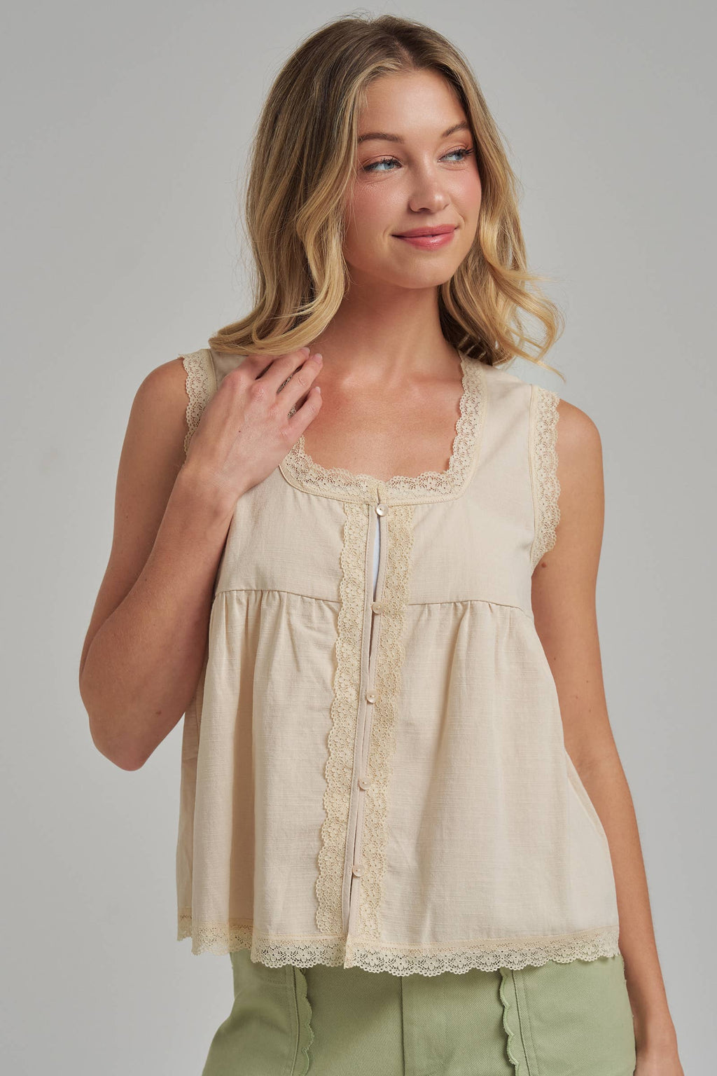 LACE BUTTON DOWN SLEEVELESS BLOUSE TOP