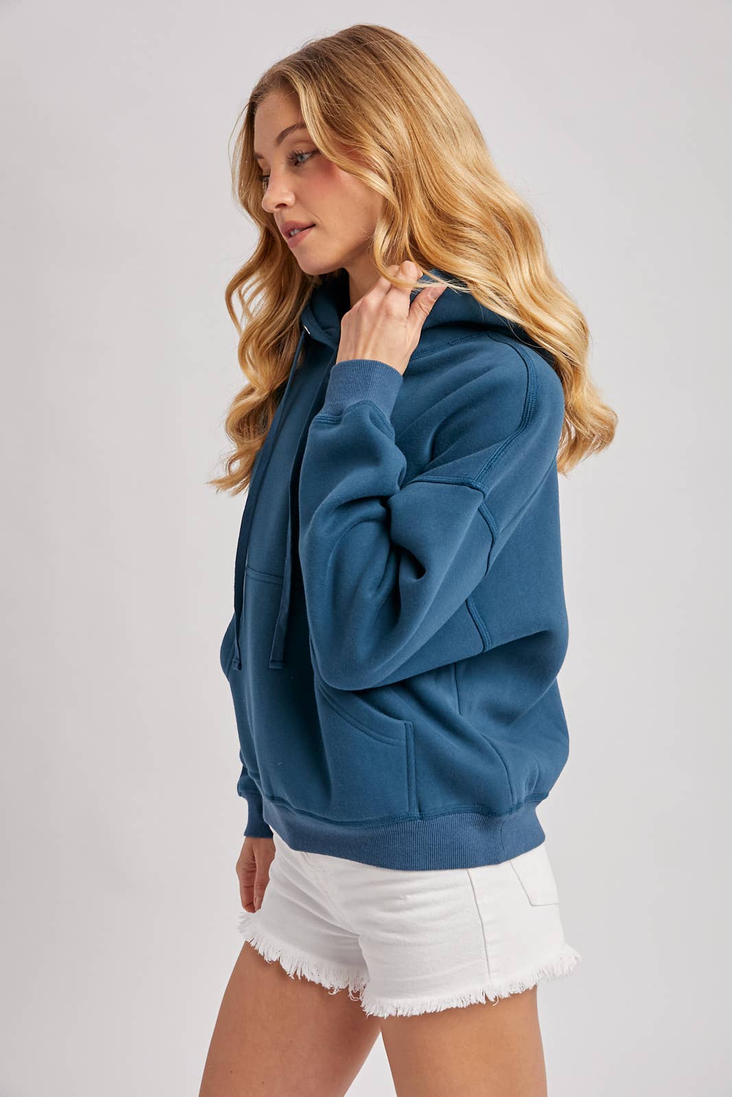 OVERSIZED FLEECE HOODIE