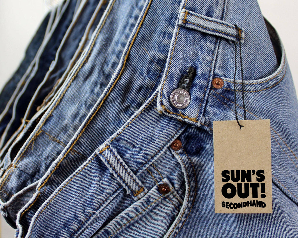 Mid-Rise Denim Levi Shorts