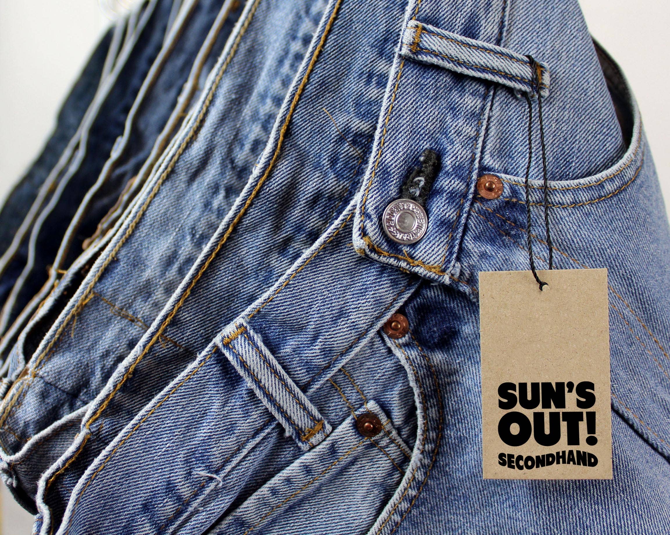 Mid-Rise Denim Levi Shorts