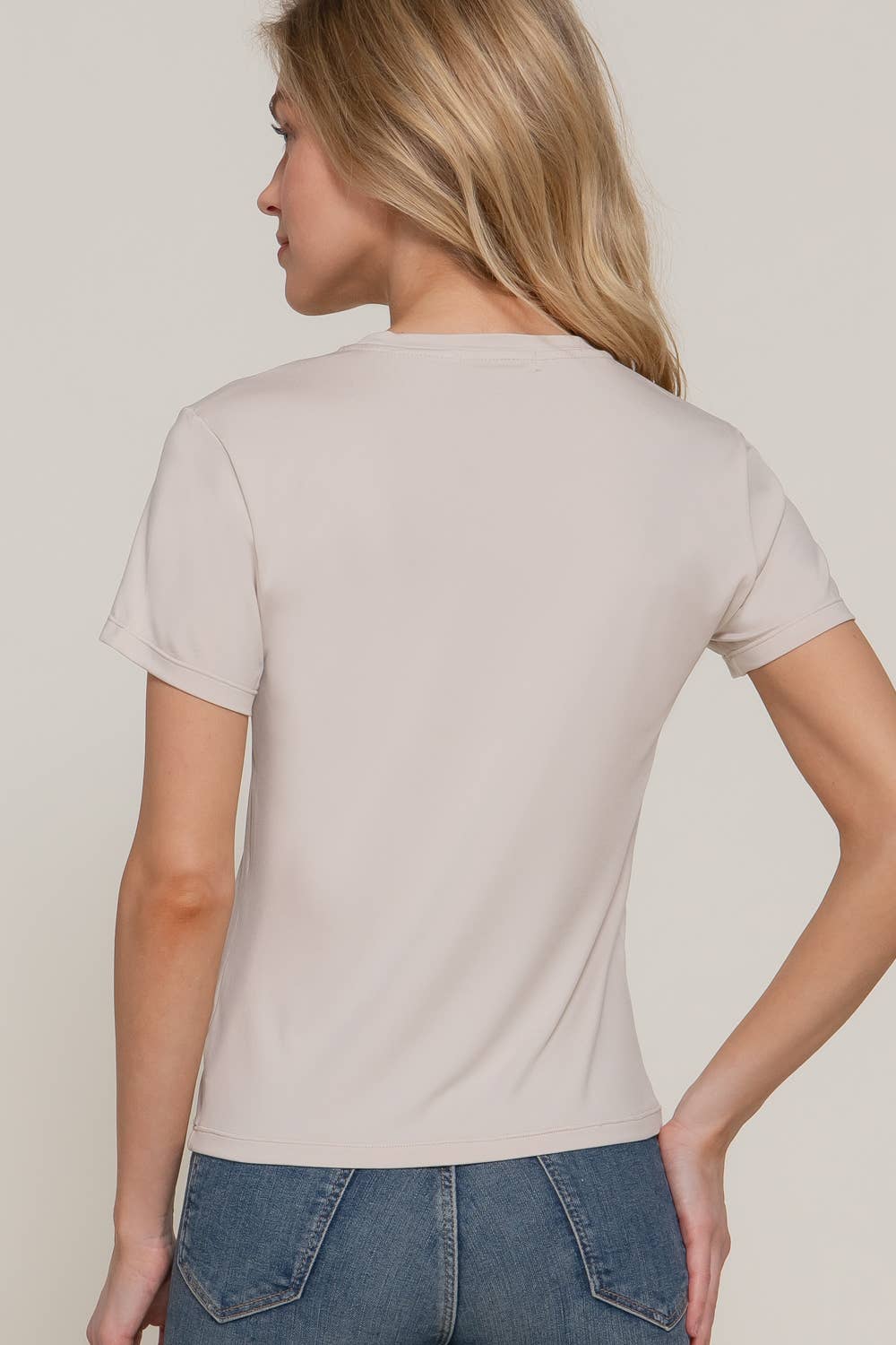 Round Neck Knit Top