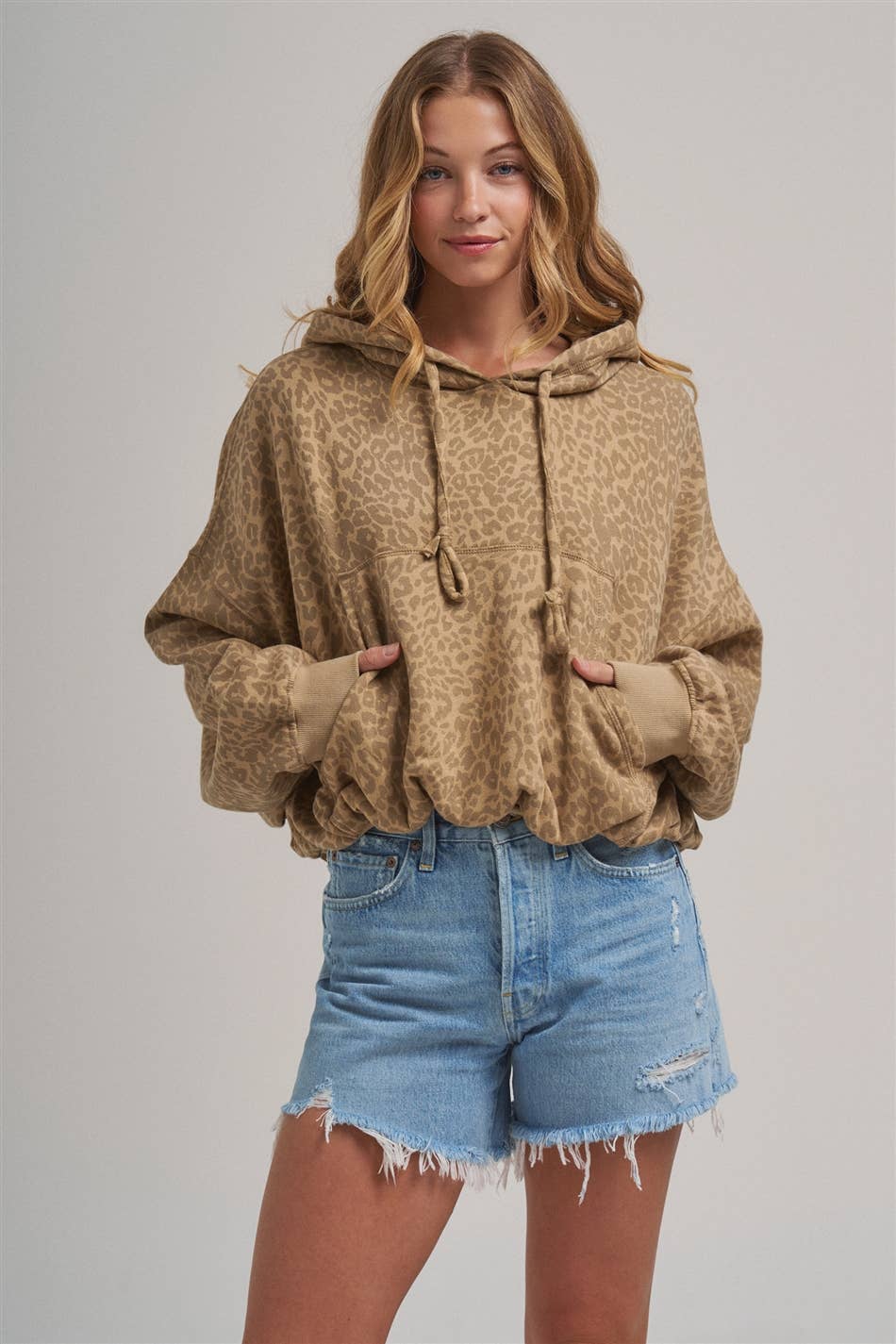 LOOSE FIT LEOPARD HOODIE