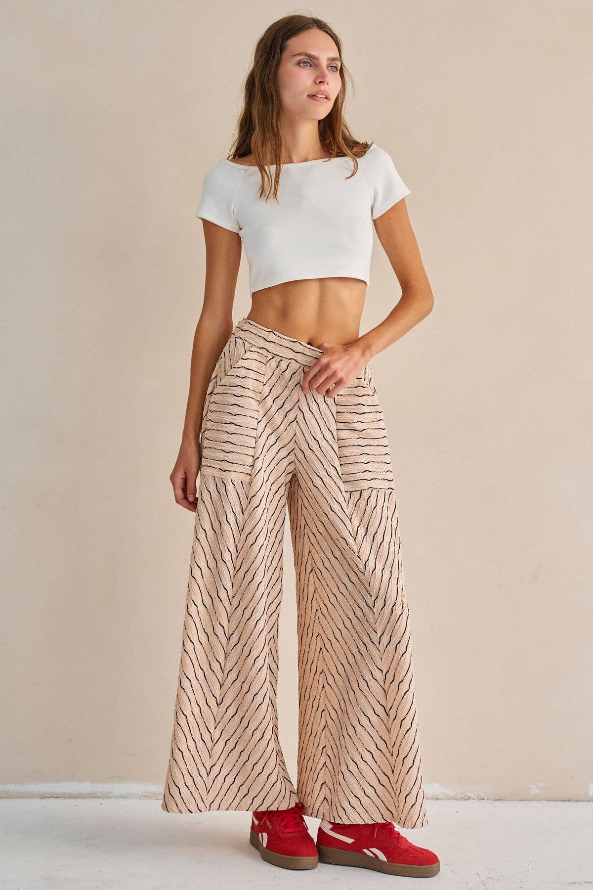 TEXTURED STRIPE WIDE LEG PANTS